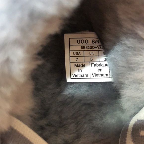 UGG fluff yeah slide - Picture 8 of 8